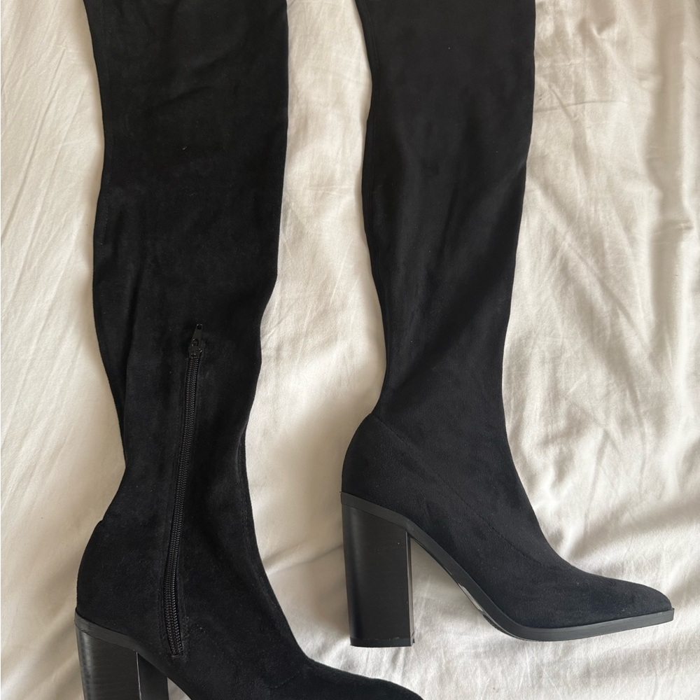 Elegant Black Women's Boots